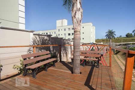 Apartamento para alugar com 44m², 2 quartos e 1 vaga Apartamento para alugar com 44m², 2 quartos e 1 vagaDependências do condominio - deck