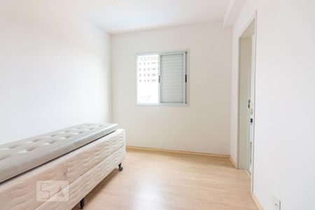 Suite de apartamento à venda com 3 quartos, 70m² em Presidente Altino, Osasco