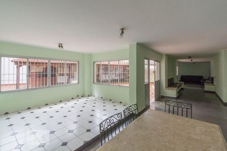 Apartamento à venda com 78m², 3 quartos e 1 vagaSalão de Festas