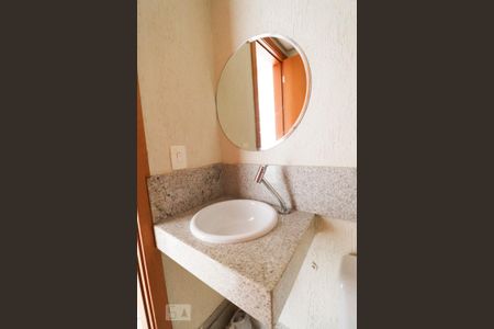 Apartamento para alugar com 105m², 3 quartos e 2 vagas Apartamento para alugar com 105m², 3 quartos e 2 vagasLavabo