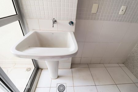 Apartamento para alugar com 105m², 3 quartos e 2 vagas Apartamento para alugar com 105m², 3 quartos e 2 vagasÁrea de Serviço