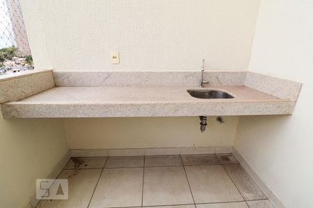 Apartamento para alugar com 105m², 3 quartos e 2 vagas Apartamento para alugar com 105m², 3 quartos e 2 vagasVaranda