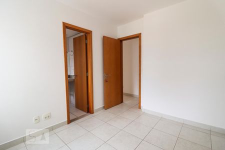 Apartamento para alugar com 105m², 3 quartos e 2 vagas Apartamento para alugar com 105m², 3 quartos e 2 vagasQuarto Suíte 1