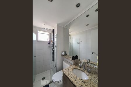 Banheiro da suíte de apartamento para alugar com 2 quartos, 68m² em Vila Brasílio Machado, São Paulo