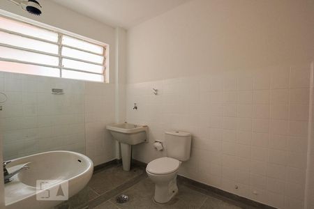 Banheiro / Área de Serviço de kitnet/studio à venda com 1 quarto, 44m² em Centro, Campinas