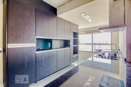 Apartamento para alugar com 92m², 2 quartos e 2 vagasCozinha