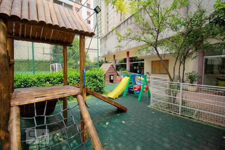 Apartamento para alugar com 45m², 2 quartos e 1 vaga Apartamento para alugar com 45m², 2 quartos e 1 vagaPlayground