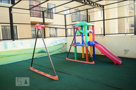 Apartamento à venda com 45m², 2 quartos e 1 vaga Apartamento à venda com 45m², 2 quartos e 1 vagaÁrea Comum - Playground