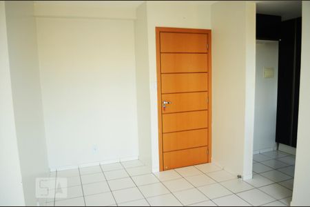 Apartamento à venda com 45m², 2 quartos e 1 vaga Apartamento à venda com 45m², 2 quartos e 1 vagaSala