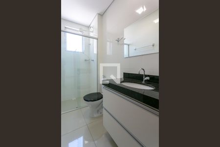 Apartamento para alugar com 70m², 2 quartos e 2 vagas Apartamento para alugar com 70m², 2 quartos e 2 vagasBanheiro