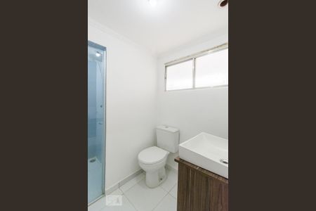 Banheiro de apartamento à venda com 2 quartos, 60m² em I.a.p.i., Osasco