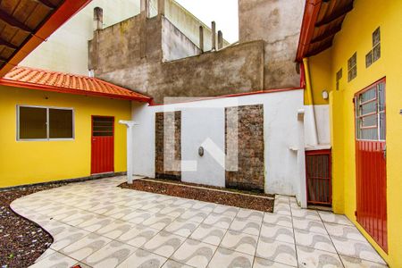 Casa à venda com 160m², 4 quartos e 3 vagas Casa à venda com 160m², 4 quartos e 3 vagasÁrea Externa