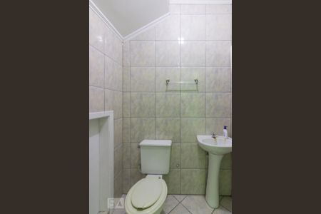 Casa à venda com 205m², 3 quartos e 7 vagasBanheiro de Serviço