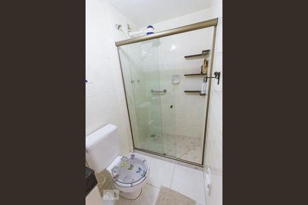 Banheiro de apartamento para alugar com 2 quartos, 55m² em Pechincha, Rio de Janeiro