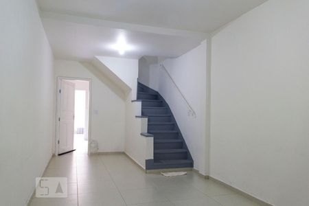 Sala de casa para alugar com 2 quartos, 110m² em Vila Olímpia, São Paulo