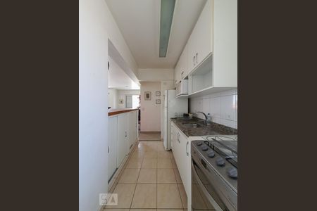 Apartamento para alugar com 65m², 2 quartos e 1 vagaCozinha