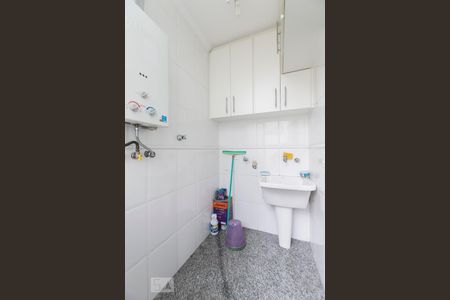 1o. Andar - Área de serviço de casa de condomínio para alugar com 3 quartos, 160m² em Vila Brasílio Machado, São Paulo