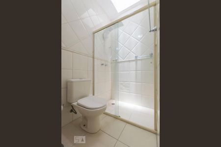 Casa de condomínio à venda com 160m², 3 quartos e 2 vagas2o. Andar - Banheiro social