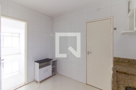 Apartamento para alugar com 83m², 3 quartos e sem vagaCozinha