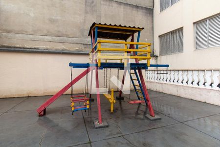 Apartamento para alugar com 83m², 3 quartos e sem vagaÁrea comum - Playground