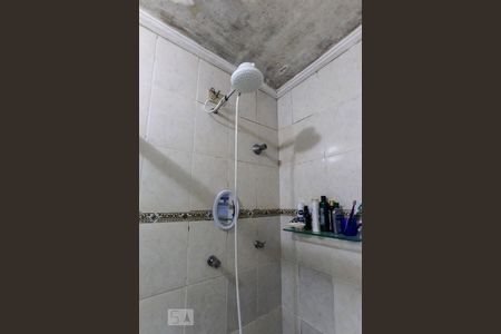 Apartamento à venda com 100m², 3 quartos e sem vagaBanheiro 