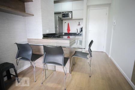 Sala de apartamento para alugar com 1 quarto, 40m² em Portão, Curitiba