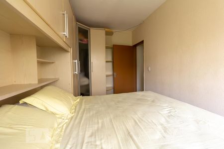 Quarto 2 de apartamento para alugar com 2 quartos, 40m² em Jardim Itu Sabará, Porto Alegre