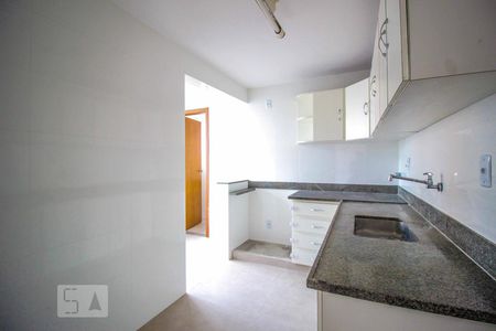 Apartamento à venda com 76m², 2 quartos e 1 vagaCozinha