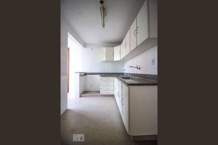 Apartamento à venda com 76m², 2 quartos e 1 vagaCozinha