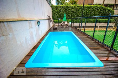 Apartamento à venda com 76m², 2 quartos e 1 vagaÁrea comum - Piscina
