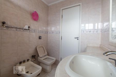 Banheiro de apartamento à venda com 3 quartos, 82m² em Vila Bela, São Paulo