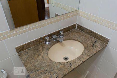Apartamento para alugar com 125m², 3 quartos e 1 vagaBanheiro social (Pia)