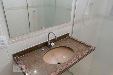 Apartamento para alugar com 125m², 3 quartos e 1 vagaQuarto 3 - Suíte/ Banheiro (Pia)