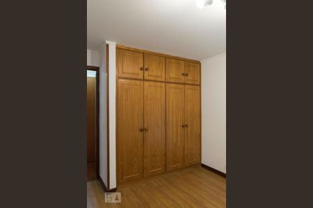 Apartamento para alugar com 125m², 3 quartos e 1 vagaQuarto 1 (Armários)