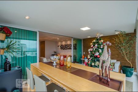 Apartamento para alugar com 218m², 4 quartos e 4 vagasVaranda da Sala