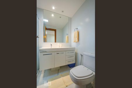 Apartamento para alugar com 218m², 4 quartos e 4 vagasBanheiro da Suíte 2