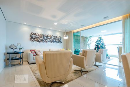 Apartamento para alugar com 218m², 4 quartos e 4 vagasSala