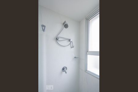 Apartamento para alugar com 218m², 4 quartos e 4 vagasBanheiro Semi suíte 