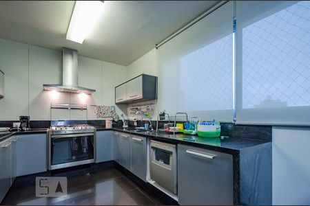 Apartamento para alugar com 218m², 4 quartos e 4 vagasCozinha