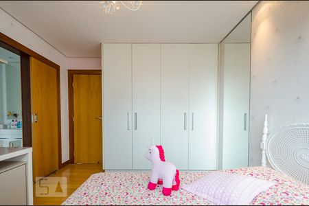 Apartamento para alugar com 218m², 4 quartos e 4 vagasSemi suíte 2