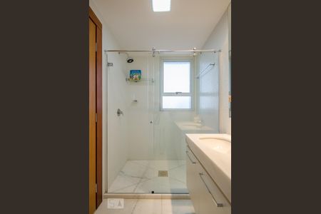 Apartamento para alugar com 218m², 4 quartos e 4 vagasBanheiro da Suíte 2