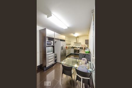 Apartamento para alugar com 218m², 4 quartos e 4 vagasCozinha