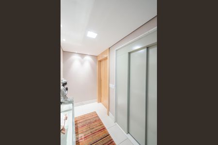 Apartamento para alugar com 218m², 4 quartos e 4 vagasHall