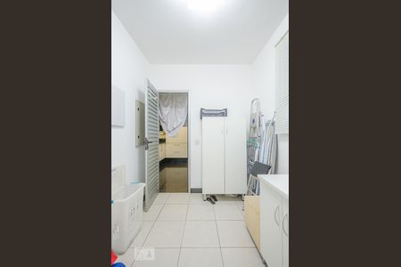 Apartamento para alugar com 218m², 4 quartos e 4 vagasQuarto de Serviço