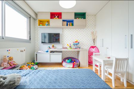 Apartamento para alugar com 218m², 4 quartos e 4 vagasSemi suíte 1