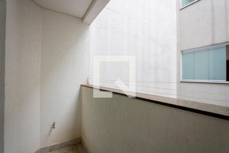 Apartamento à venda com 69m², 3 quartos e 1 vaga Apartamento à venda com 69m², 3 quartos e 1 vagaVaranda da sala