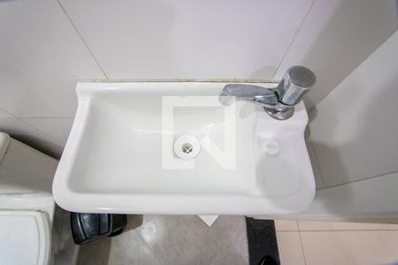 Apartamento à venda com 69m², 3 quartos e 1 vaga Apartamento à venda com 69m², 3 quartos e 1 vagaBanheiro social