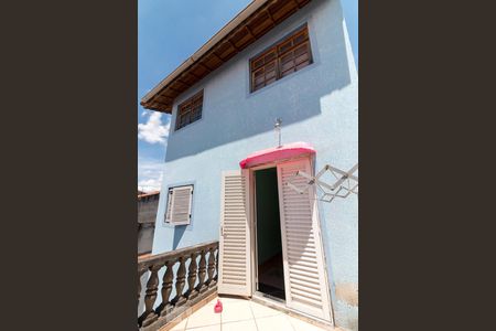 Casa à venda com 190m², 4 quartos e 3 vagasVaranda quarto 1