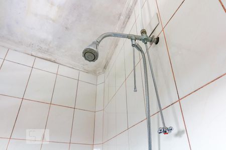 Casa à venda com 190m², 4 quartos e 3 vagasBanheiro quarto 3 suíte - chuveiro