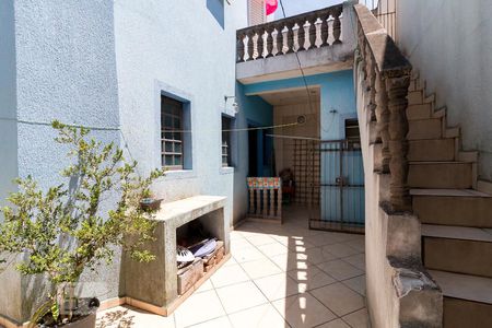 Casa à venda com 190m², 4 quartos e 3 vagasÁrea externa dos fundos